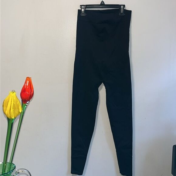 NWOT BLANQI MATERNITY COMFORT EVERYDAY LEGGINGS SIZE LARGE - Picture 5 of 6